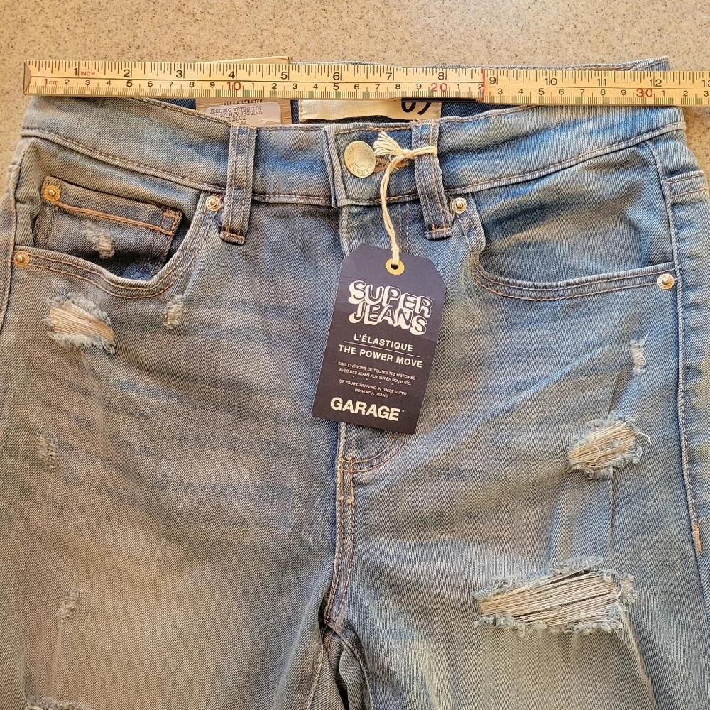 Garage Skinny Distressed Denim Light Blue Jeans Size 3 Nwt